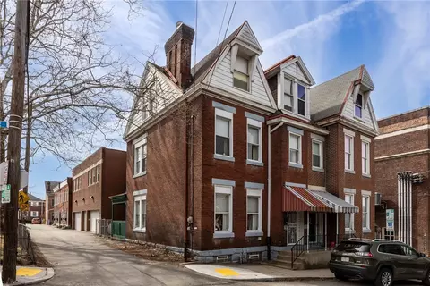 224 45th St, Pittsburgh, PA 15201