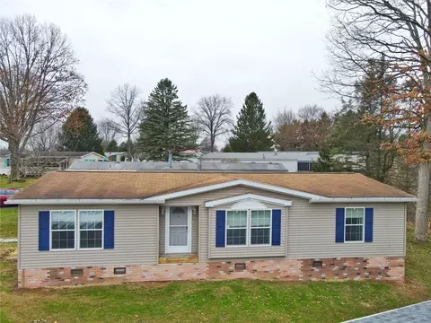 501 Tioga Dr, Cranberry Township, PA 16066