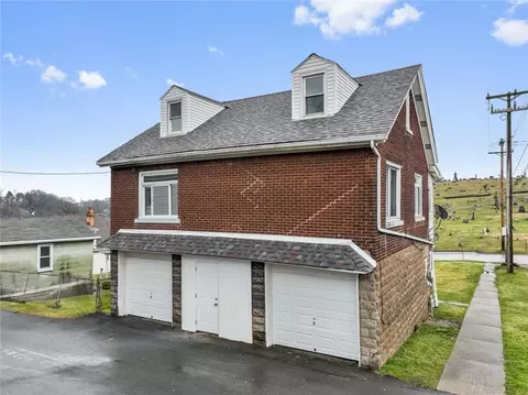 301 E 22nd Ave, Munhall, PA 15120