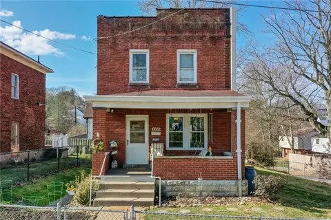 3205 Universal St, Pittsburgh, PA 15204