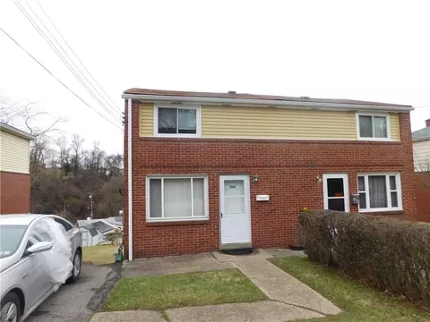 306 San Juan Dr, Mckeesport, PA 15133