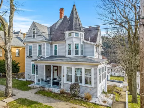 617 Hill St, Emlenton, PA 16373
