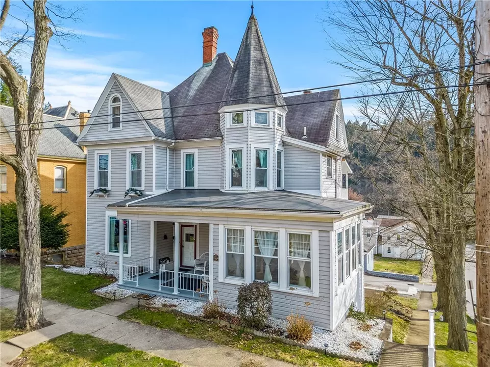 617 Hill St, Emlenton, PA 16373 47 Photos Movoto