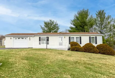 1219 Dar-ed Dr, Somerset, PA 15501