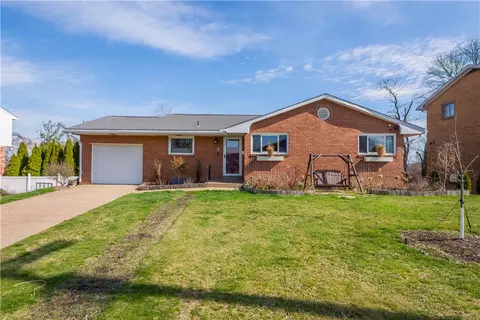 425 Beckman Dr, Mckeesport, PA 15132