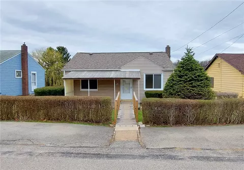 519 Pinehurst Dr, North Versailles, PA 15137