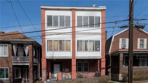 19 Sumner Ave, Pittsburgh, PA 15221