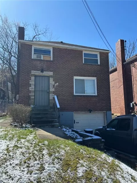 1932 Wright St, Pittsburgh, PA 15221