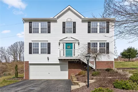 1009 Timber Run Dr, Mcdonald, PA 15057