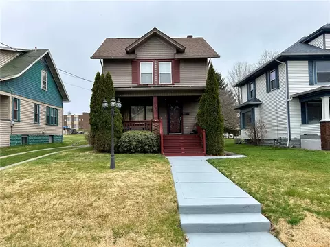 238 W Moody Ave, New Castle, PA 16101