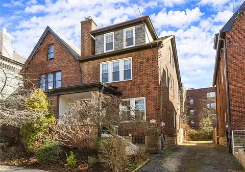 5926 Kentucky Ave, Pittsburgh, PA 15232