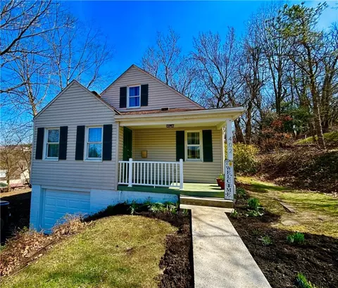 402 Lewis, Jeannette, PA 15644