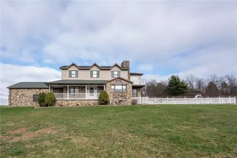 20 Mcmahan Ln, Latrobe, PA 15650