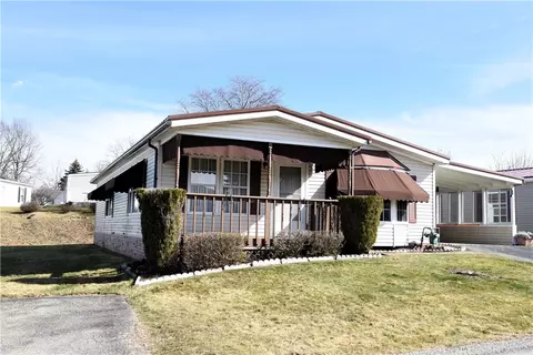 822 Clover Ln, Murrysville, PA 15668