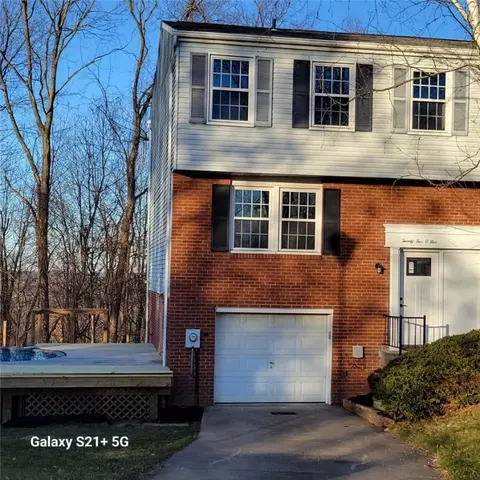 2505 Ashwood Ct, Freedom, PA 15042