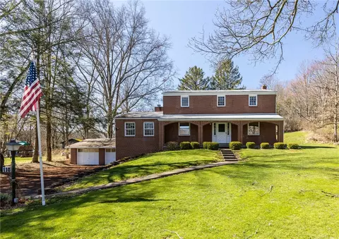 110 Wyndwood Rd, Bradford Woods, PA 15015