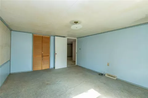 Exterior - 304 Baker Rd, Vandergrift, PA 15690 photo 6 of 6