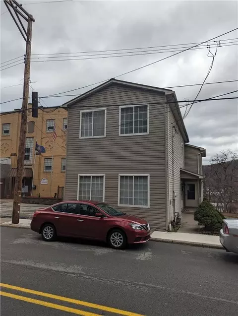 415 Wall Ave, Wall, PA 15148