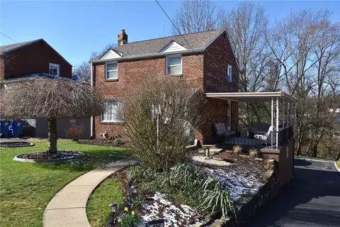 136 Rodilin Dr, Pittsburgh, PA 15235
