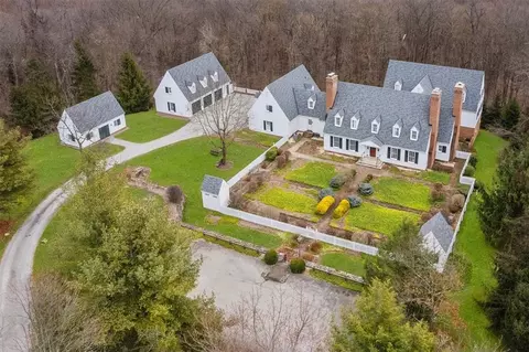 430 Winterberry Ln, Pittsburgh, PA 15238