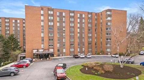 5 Bayard Rd #620, Pittsburgh, PA 15213