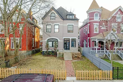 5514 Hays St, Pittsburgh, PA 15206