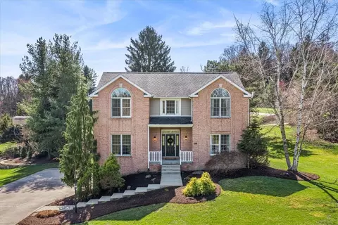 1602 White Oak Ct, Pittsburgh, PA 15237