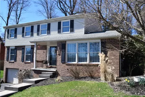 623 Westchester Dr, Greensburg, PA 15601