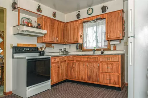 1320 Ridge Rd, Vandergrift, PA 15690 photo 21