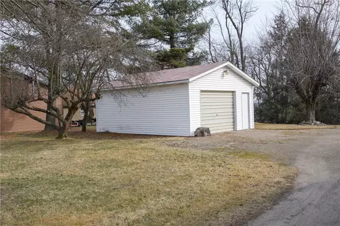 1320 Ridge Rd, Vandergrift, PA 15690 photo 8