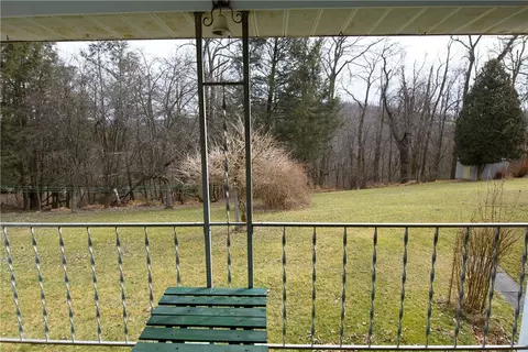 1320 Ridge Rd, Vandergrift, PA 15690 photo 5