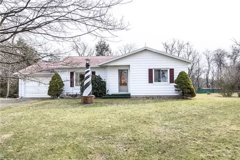 1320 Ridge Rd, Vandergrift, PA 15690