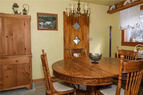 1320 Ridge Rd, Vandergrift, PA 15690 photo 19