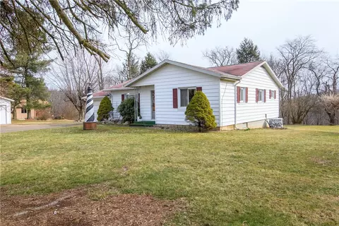 1320 Ridge Rd, Vandergrift, PA 15690 photo 10