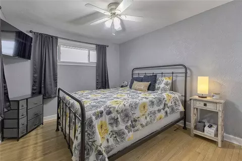 Bedroom - 116 Bristol Ln, Irwin, PA 15642 photo 3 of 5