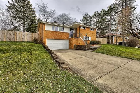 Exterior - 116 Bristol Ln, Irwin, PA 15642 photo 7 of 8