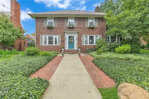 1020 River Rd, Beaver, PA 15009