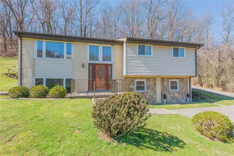 1228 Camp Nancy Rd, Apollo, PA 15613