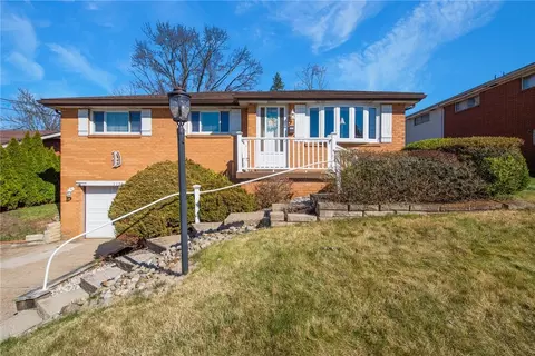 1121 Richard Rd, North Huntingdon, PA 15642