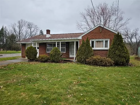 811 Harmony, Baden, PA 15005