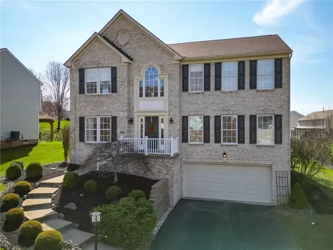 266 Cliffside Dr, Mars, PA 16046