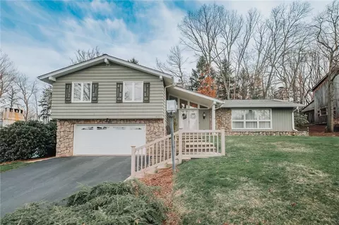 1070 Mansfield Ave, Indiana, PA 15701