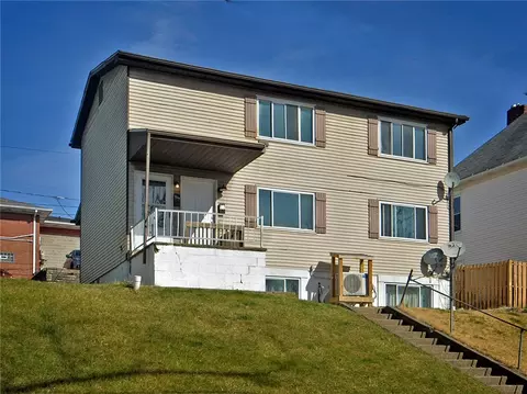14 Foster Ave, Irwin, PA 15642