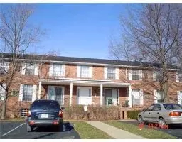 938 Guyasuta Ln, Pittsburgh, PA 15215
