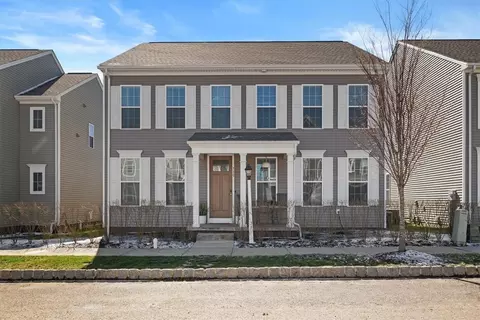 715 Withers Park Dr, Cranberry Township, PA 16066