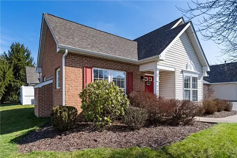 81042 Lost Valley Dr, Mars, PA 16046