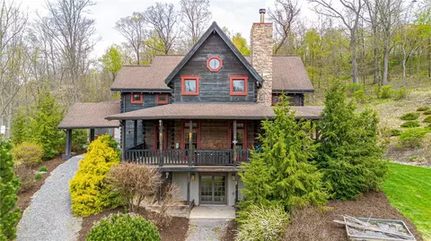 1070 W Lancaster Rd, Harmony, PA 16037
