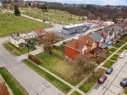 140 E 21st Ave, Homestead, PA 15120