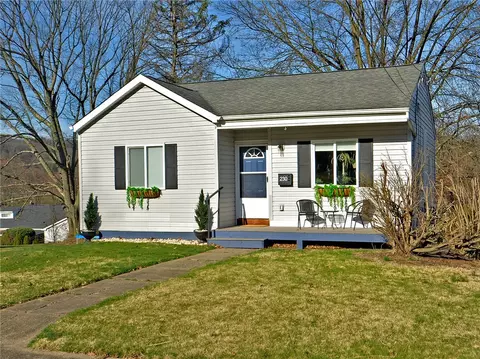 230 E Fairmont Ave, Trafford, PA 15085