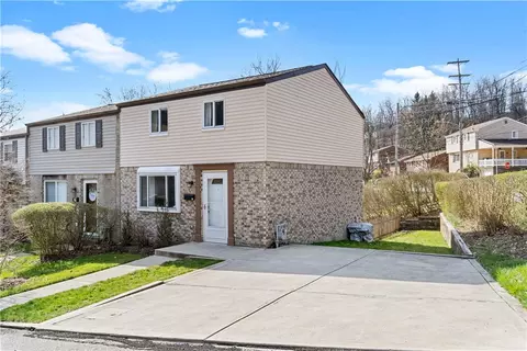 28 Krist Glen Dr, Pittsburgh, PA 15218